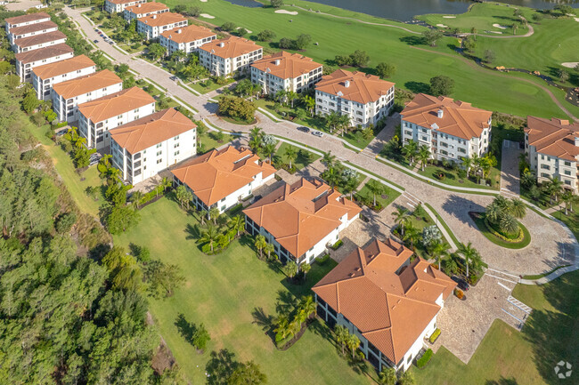 Parque Talis Nápoles, FL 34110 - Terrace Homes at Viansa