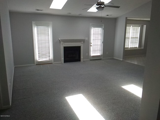 Building Photo - 114 Ryan Glenn Dr