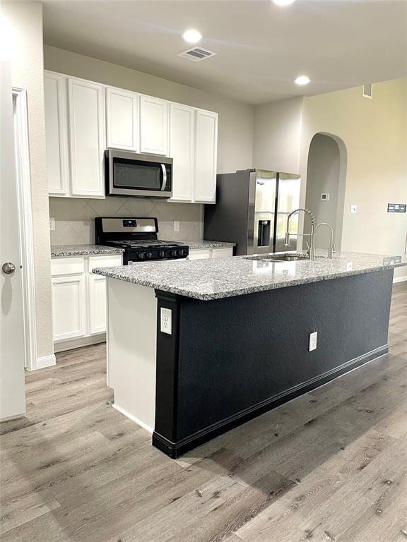 Building Photo - 24807 Adami Veduta Ct