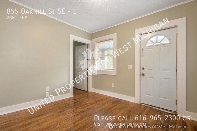 Building Photo - 855 Oakhill St SE
