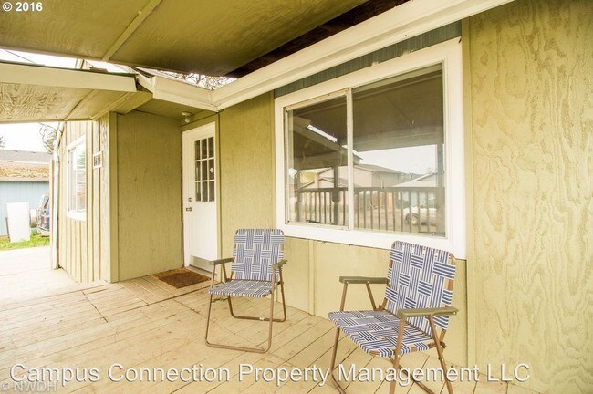 Building Photo - 4745 Union Ter