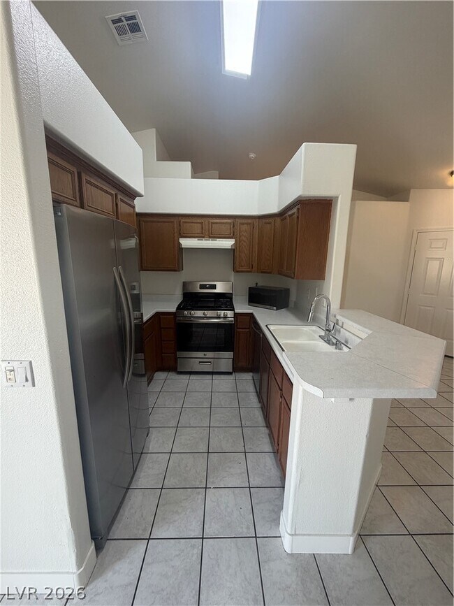 Foto del edificio - 7505 Flat Rock St