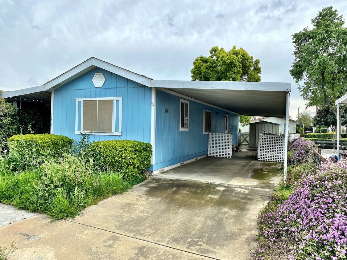 Foto principal - 5121 W Sunnyside Ct