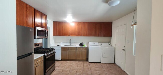 Foto del edificio - 1416 E Orange St.