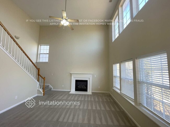 Building Photo - 733 Carly Court