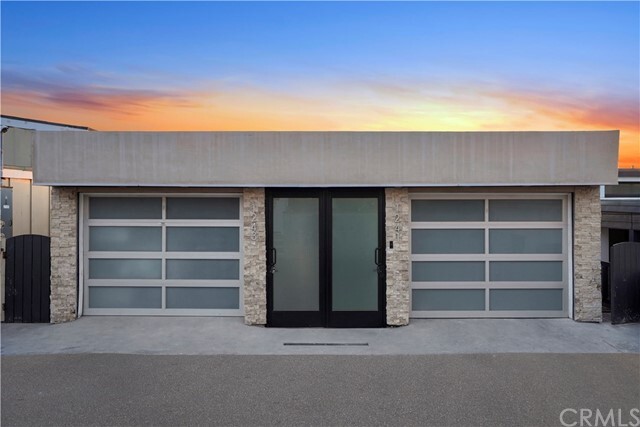 Building Photo - 1241 Ocean Front