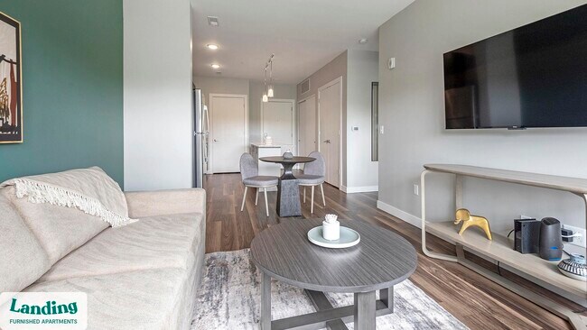 Foto del edificio - 1010 Enclave Blvd