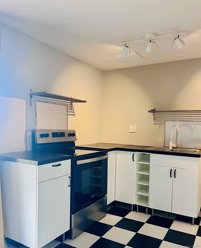 Foto del edificio - 69 Burgundy Hill Ln
