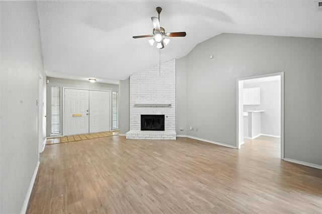 Foto del edificio - 4039 St Christopher Ln