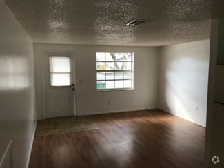 Building Photo - 4846 5th St