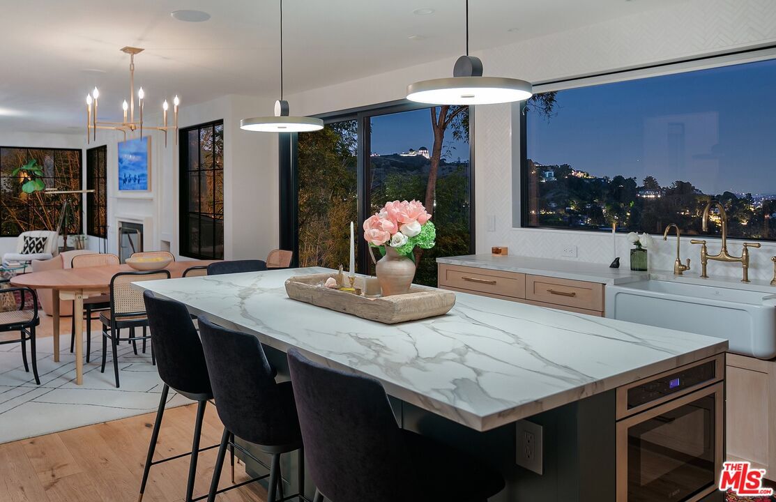 Foto principal - 2720 Hollyridge Dr