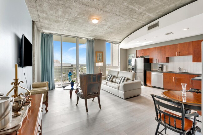 Foto del edificio - 300 S Australian Ave