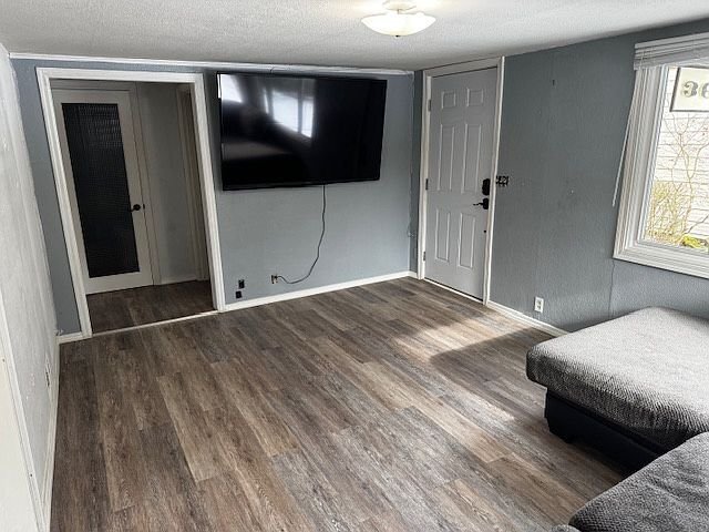 Photo - 3860 Kittyhawk Dr NW House