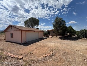 Building Photo - 4818 S Santa Elena Ave