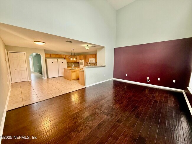 Building Photo - 76469 Longleaf Loop