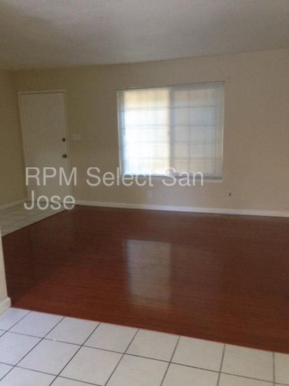 Foto del edificio - 3461 Ravendale Ct