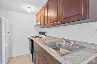 Building Photo - 2082 NW 43 Terrace