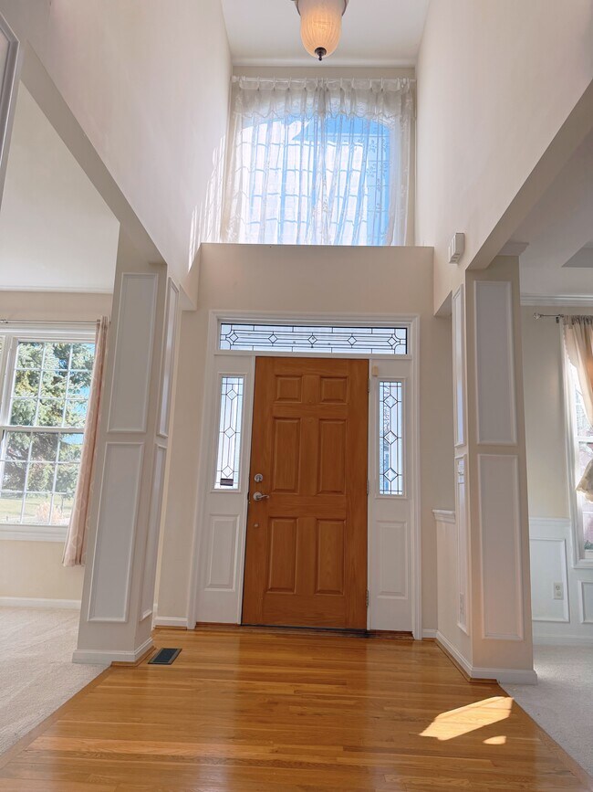 Foto del edificio - 4907 Forest Ridge Dr