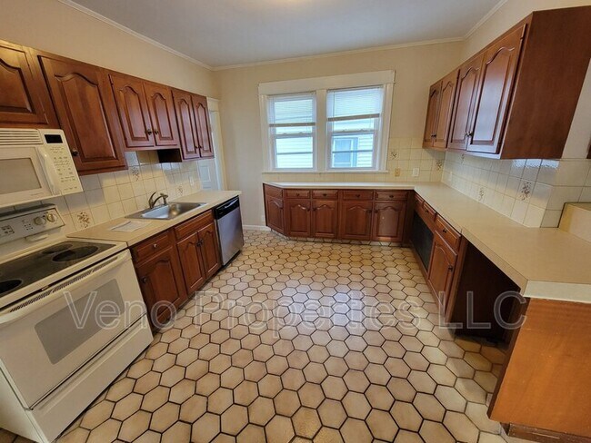 Foto del edificio - 307 Altamont Ave.