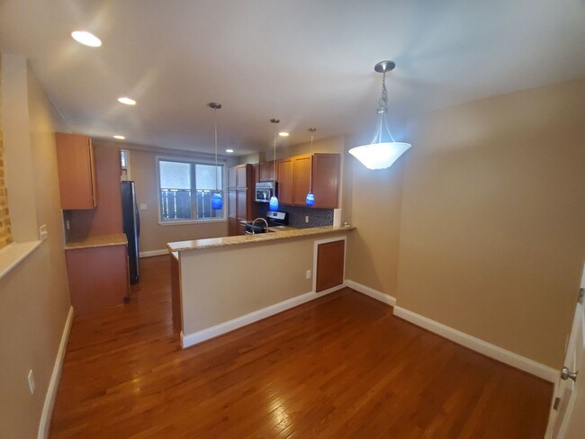 Foto del edificio - Charming 3Bd/2.5Bth Row TH in  Baltimore P...