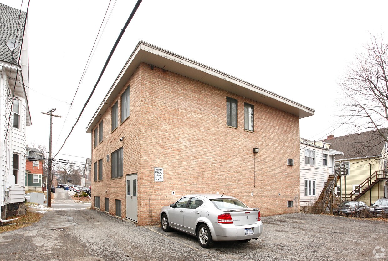 Foto del edificio - 1110 Oakland Ave