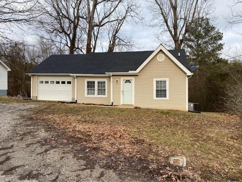 329 Chapman Ln, Pulaski, TN 38478 House Rental in Pulaski, TN