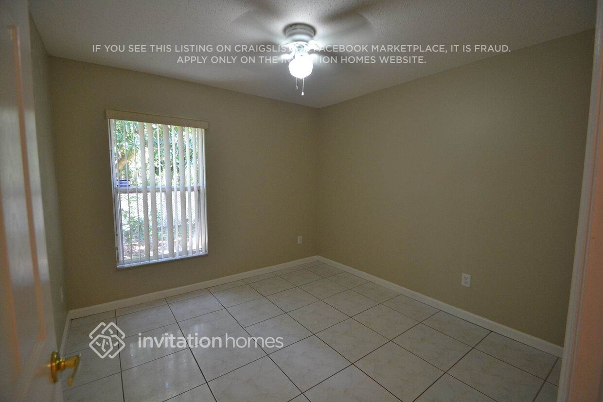 Foto del edificio - 2330 Lily Pad Ln