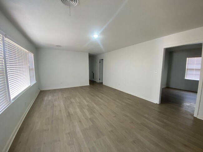 Foto del edificio - 3bed/2bath Remodeled Home in West Jonesboro.