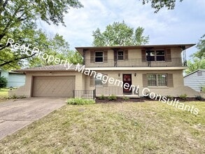 Building Photo - 8903 Mastin St