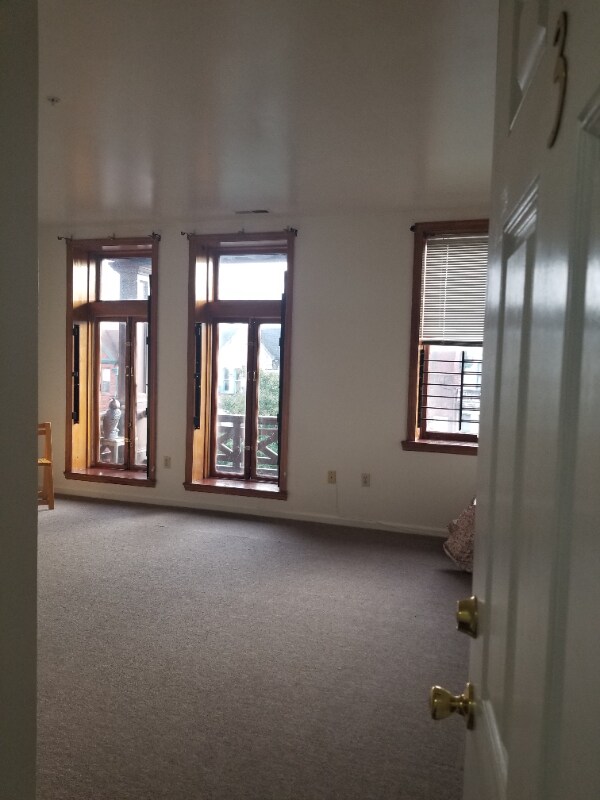 2339 Eutaw Pl Unit 3, Baltimore, MD 21201 Room for Rent in Baltimore
