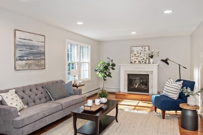 Foto del edificio - 29 Burke Ln