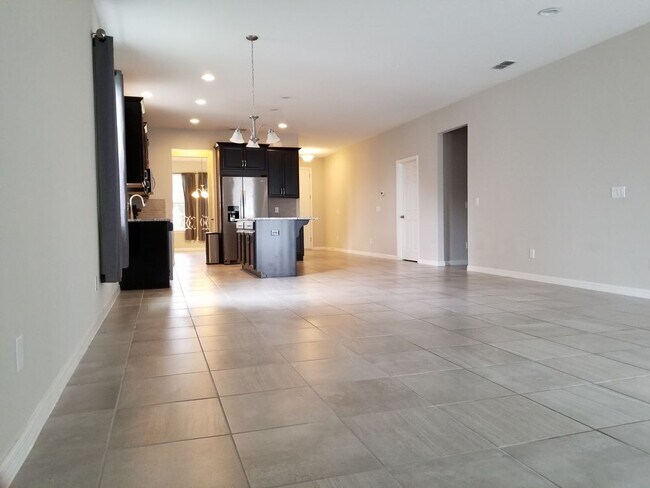 Building Photo - Beautiful  3 bedroom home in Bentley Green