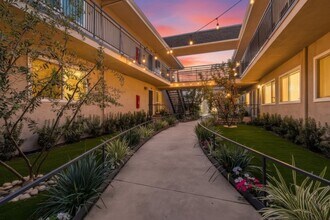 Interior Photo - Queen Street Homes