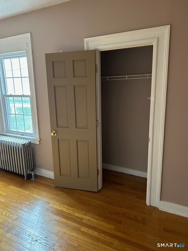 Foto del edificio - 82-84-84 Glendale Ave