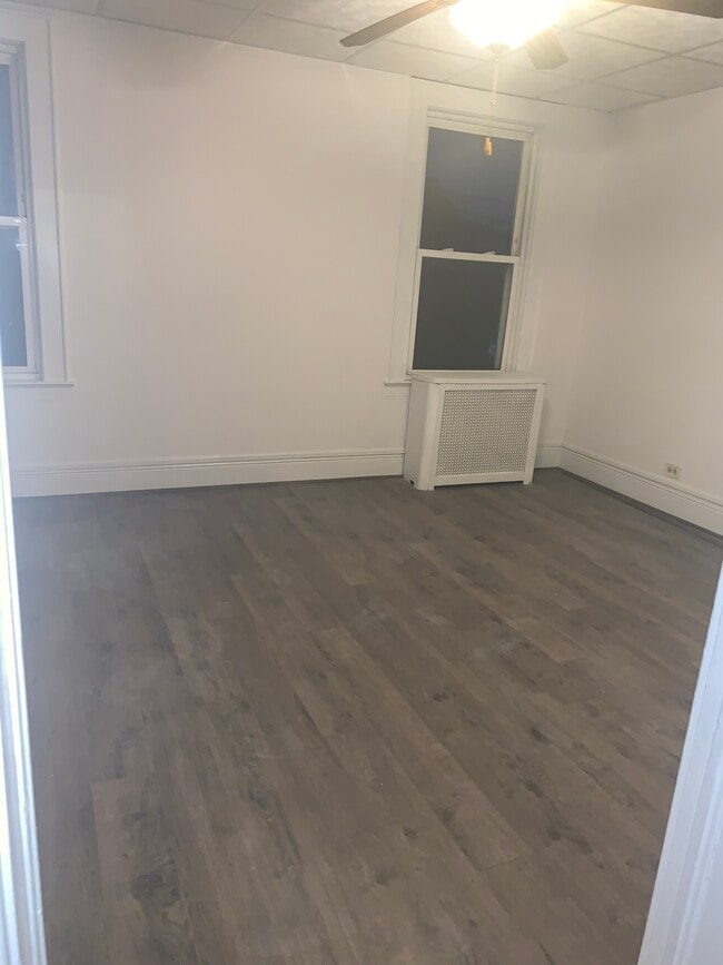 367 Forest St Unit 2nd Floor, Kearny, NJ 07032 Apartments in Kearny