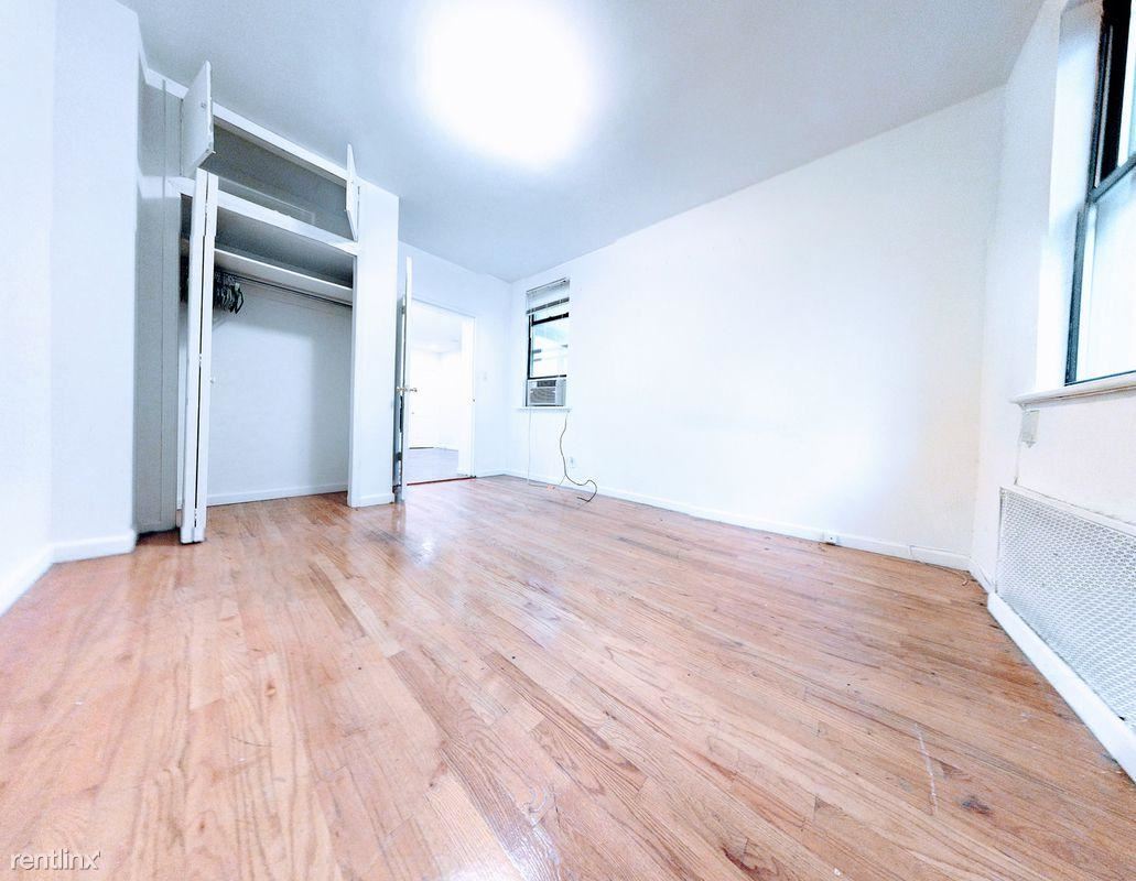 Primary Photo - 90 3rd Ave