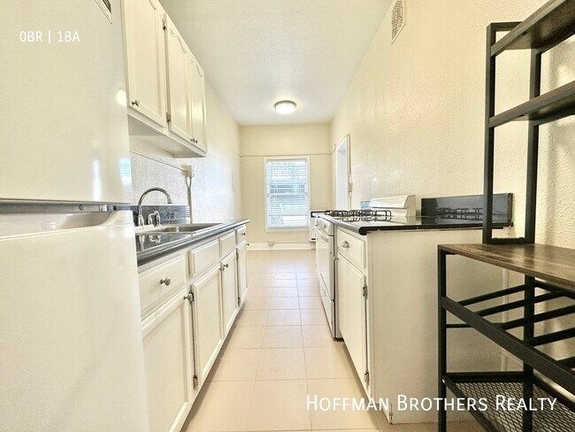 Building Photo - 1415 Alvarado Terrace Los Angeles, CA 90006