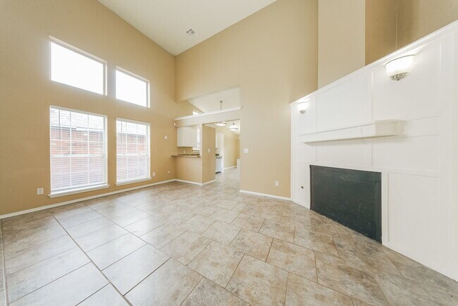 Foto del edificio - 616 Stoneridge Dr