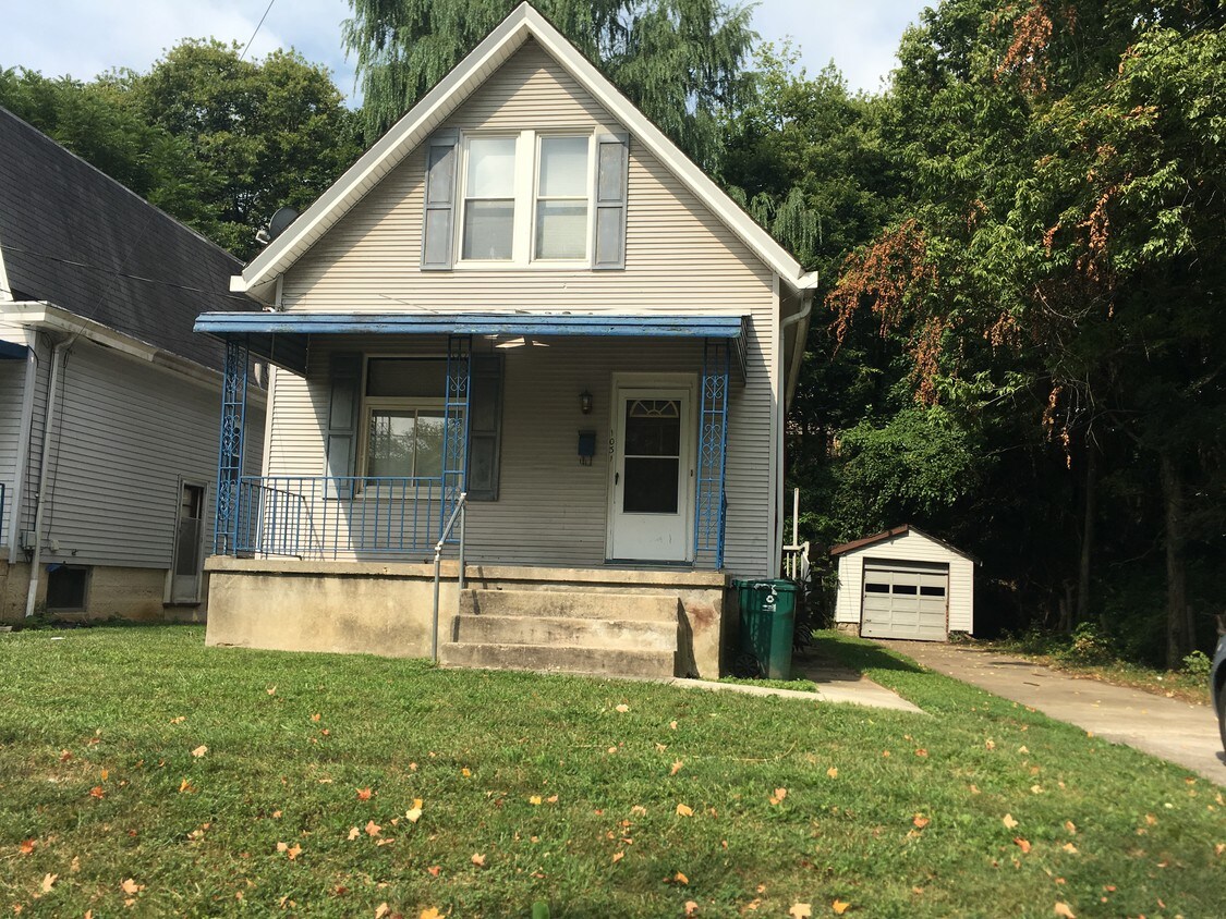1031 Underwood Pl, Cincinnati, OH 45204 House Rental in Cincinnati, OH