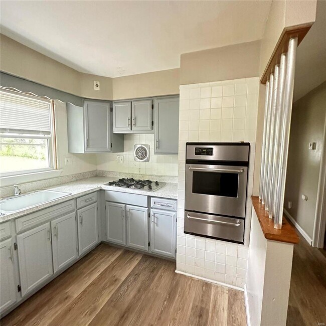 Building Photo - 8609 Gwin Dr