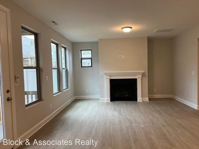 Foto del edificio - 3 br, 2.5 bath House - 2133 Voekler Street