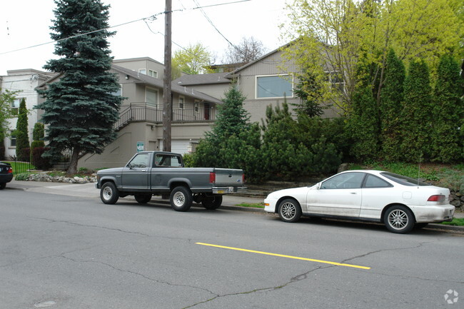 Building Photo - Evergreen Annex