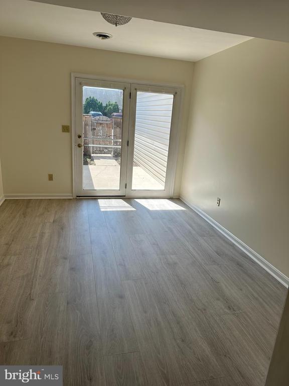 Foto del edificio - 11 Beacon Ct