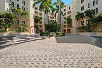 Building Photo - 701 Crandon Blvd