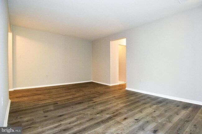 Foto del edificio - 3368 Woodburn Rd