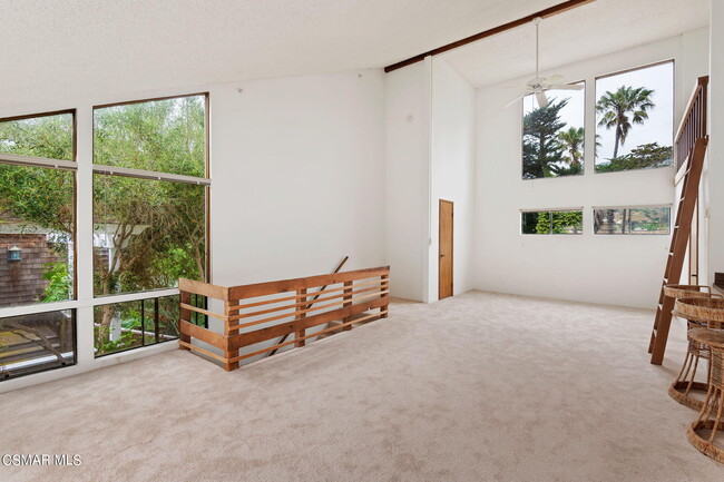 Foto del edificio - 3523 Padaro Ln