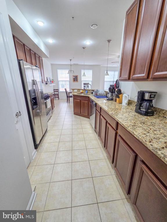 Foto del edificio - 2216 Highfly Terrace