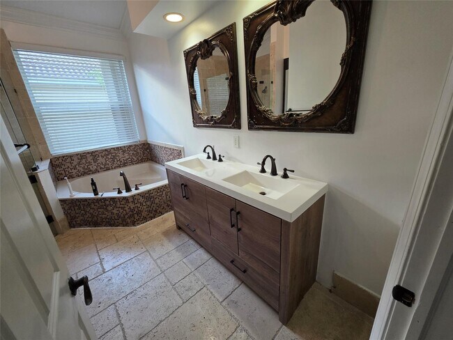 Foto del edificio - 18841 SW 29th Ct