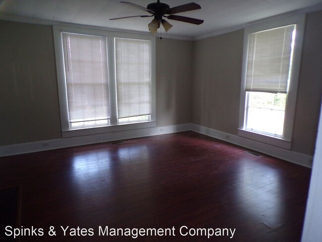 Foto del edificio - 3 br, 2 bath House - 1201 5th Ave