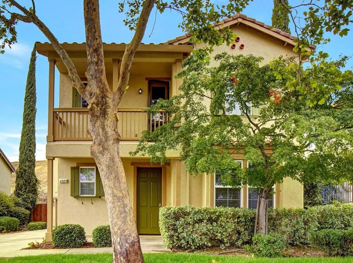 Foto principal - 4929 Concordia Dr